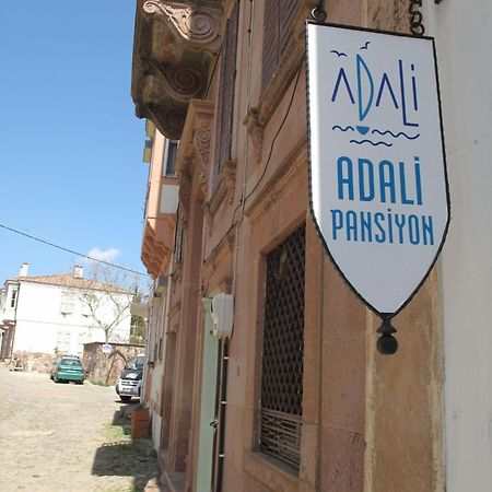 Cunda Adali Pansiyon Ayvalı エクステリア 写真