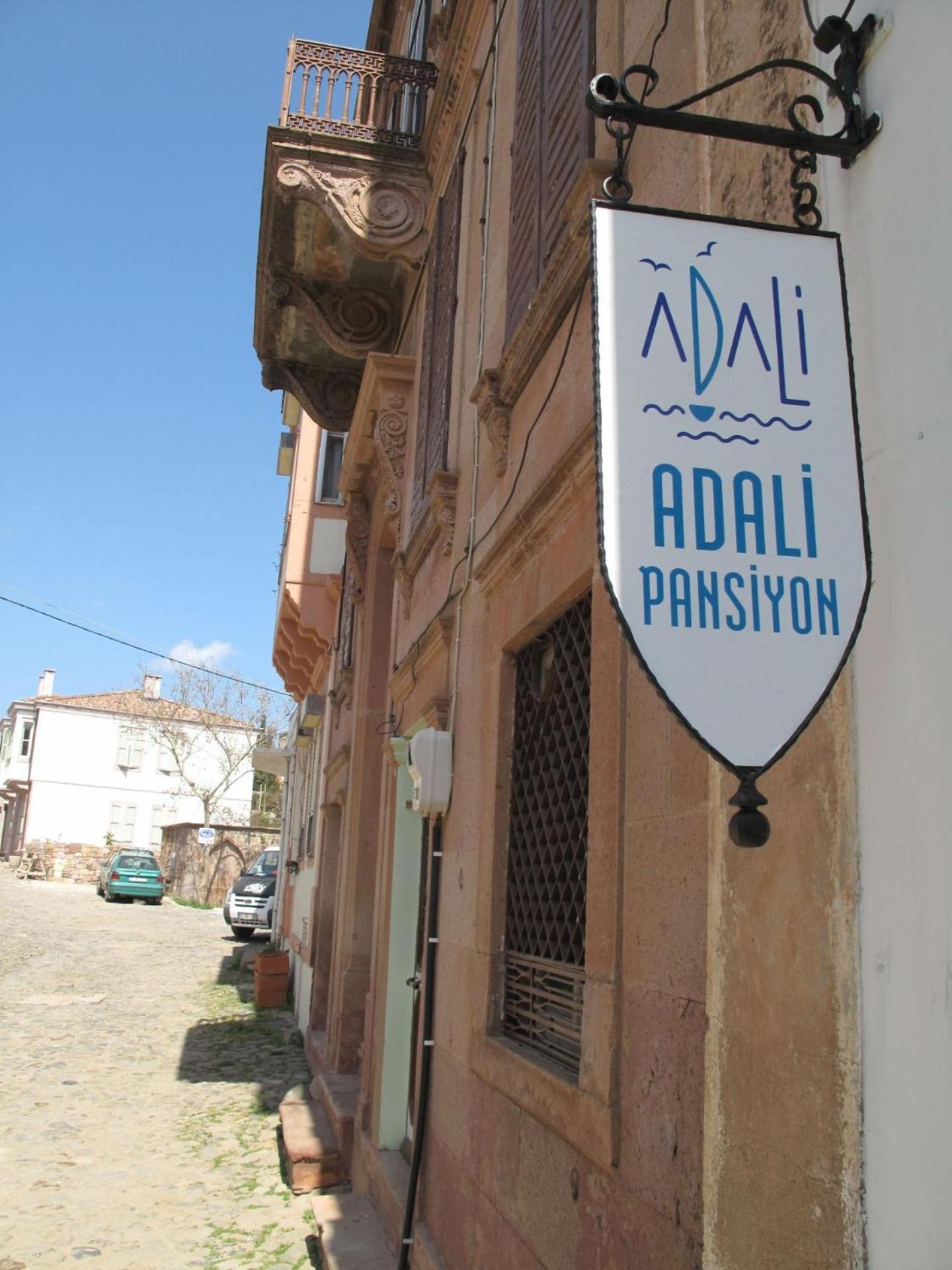 Cunda Adali Pansiyon Ayvalı エクステリア 写真